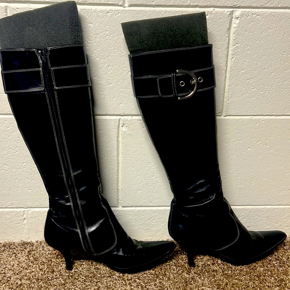 Coach brand boots. Women’s excellent condition